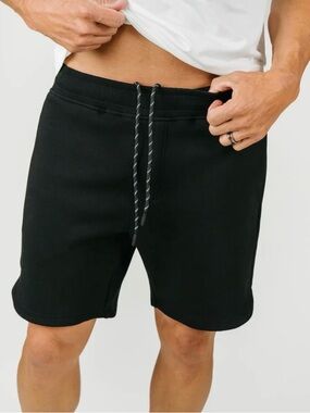 Zyia Men's Black Activation Shorts (XL)